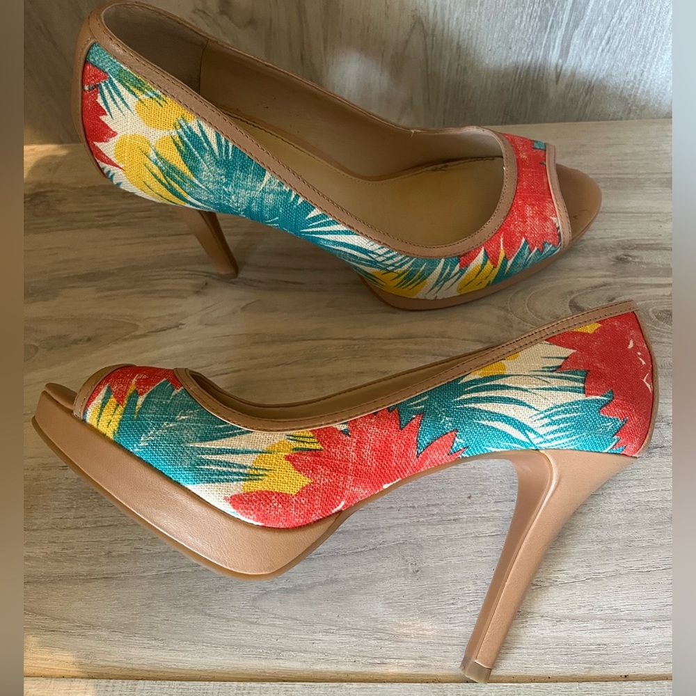 Antonio Melani Tropical Print Peep Toe Heels
